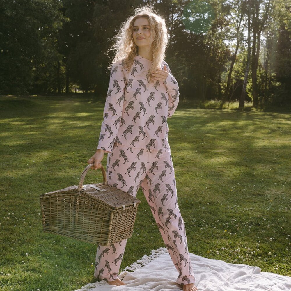 Chelsea Peers Organic Cotton Jumping Zebra Print Long Pajama Set Pink Medium New